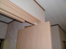 トイレドアはこのように収まります