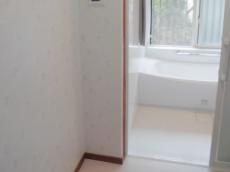 クロスも美しくなりました