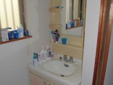 工事前洗面化粧台